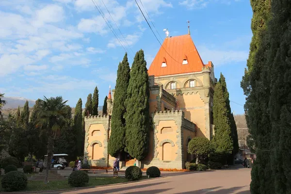 Какие тайны хранит имение Гагариной в Крыму