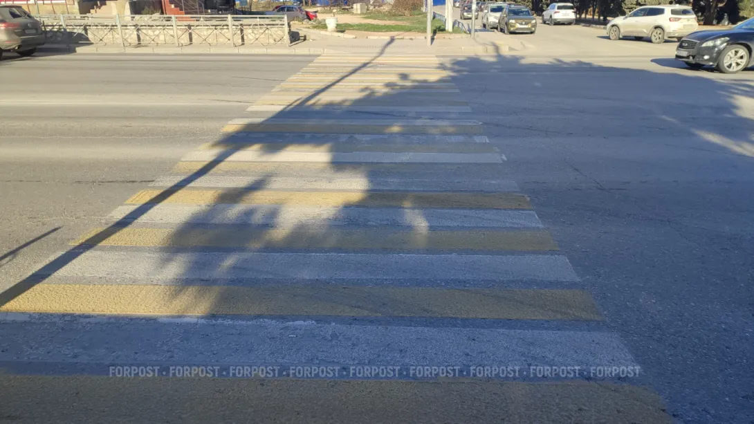 Полиция выясняет личность погибшего на трассе в Крыму