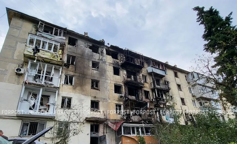 Севастопольцев зовут помочь устранить последствия ночной атаки ВСУ в Стрелецкой бухте