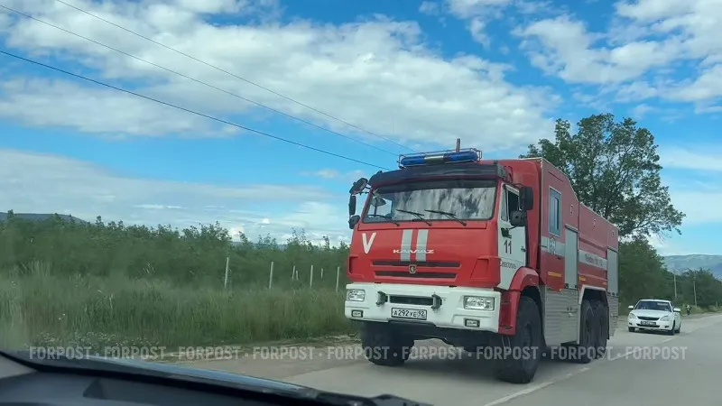 На выходных пожары угрожали нескольким крымским сёлам