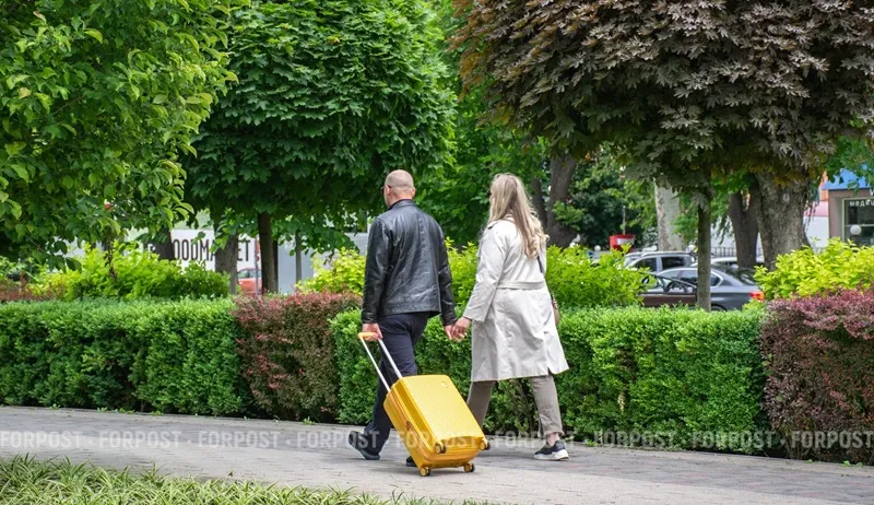 Халат в чемодане: почему россияне увозят вещи из отелей и кража ли это