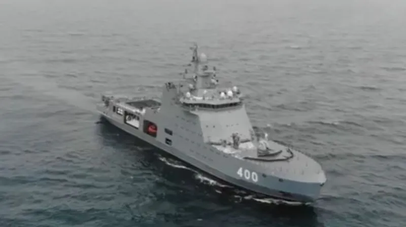Моряки Северного флота впервые прошли там, где ещё не ходили корабли ВМФ