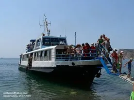 В Севастополе подняли ночные тарифы на перевозки катерами до 20 грн