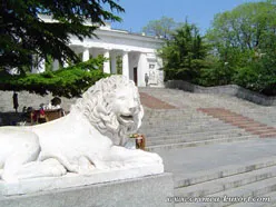 Власть Севастополя опять взялась ставить памятники на баланс