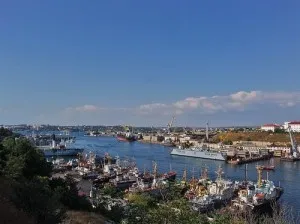 Яцуба полагает, что в Южной бухте Севастополя нужно организовать яхтенную марину