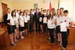 Талантливым школьникам Гагаринского района вручили сертификаты на получение стипендии