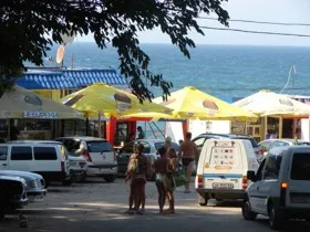 Демченко предложил пляж «Учкуевка» переименовать в рынок