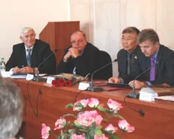 Леонид Жунько предложил депутатам Севастополя сводить своих избирателей в Херсонес