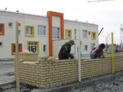 В Севастополе под многоэтажку отдали часть детского сада