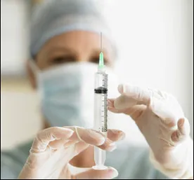 Минздрав опасается нехватки вакцин и поэтому предлагает отказаться от их сертификации