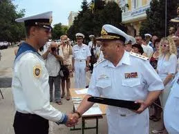 В Севастополе состоялась встреча членов военного совета украинского флота с офицерами-выпускниками
