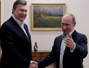 Янукович по дороге из Китая залетит в Сочи в гости к Путину. Или не залетит