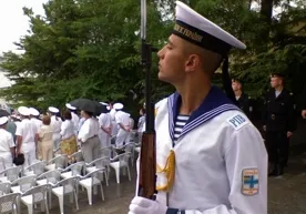 В Киеве все бурлит, а ВМСУ проводят торжественные мероприятия с праздничными фейерверками