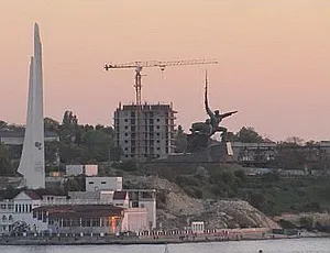 Заслуженный архитектор возмущен тем, что у власти Севастополя нет воли достроить мемориальный комплекс на мысе Хрустальном