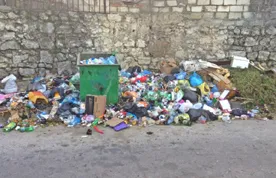 Севастопольские РЭПы тратят деньги не на вывоз мусора, а на зарплаты