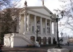 Театру им. Луначарского в Севастополе возместят расходно-доходную разницу в 645 тыс. грн