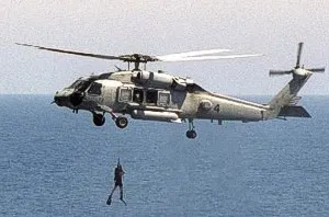 Вертолет ВМС Испании эвакуировал больного перитонитом моряка фрегата "Гетман Сагайдачный"