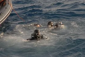 На Черноморском флоте учат спасателей