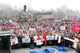 В Севастополе собирается митинг солидарности с городами Юго-Востока Украины