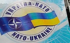 Киев отказался от федерализации ради членства в НАТО