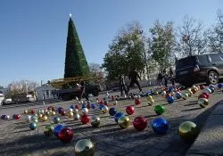 Власти Севастополя попросили более 7 млн. рублей на Новый год и ёлку