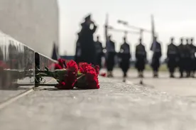 Не предавать. В Севастополе вместе со всей Россией впервые отметили День Неизвестного солдата