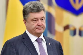 Порошенко призвал прекратить огонь к 9 декабря