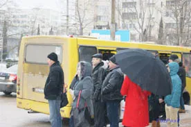 Снег и гололед стали причиной транспортного коллапса в Севастополе