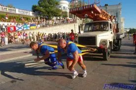 В Севастополе богатыри будут тягать грузовики и бегать с коромыслом