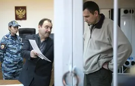 Суд в Ростове продлил арест режиссеру Сенцову, которого обвиняют в терактах в Крыму