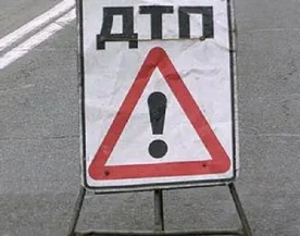 Восемь человек пострадали из-за столкновения автобуса с прицепом под Ростовом