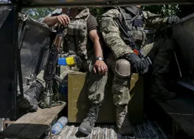 Украинские СМИ сообщили о проблеме самоубийств среди силовиков