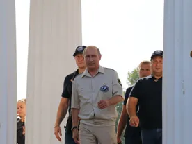 Межнациональное согласие и развитие туризма: Путин рассказал, зачем приехал в Крым и Севастополь