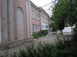 Вечерняя школа в Севастополе подает сигналы SOS
