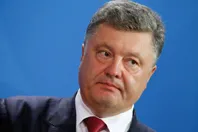 Порошенко поручил постоянно подсчитывать убытки от потери Крыма