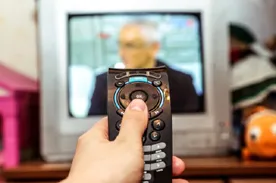Киев запретил трансляцию 15 российских телеканалов