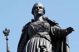 Памятник Екатерине II открыли в Симферополе