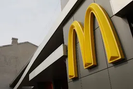 В бургерах ресторана McDonald's обнаружены черви