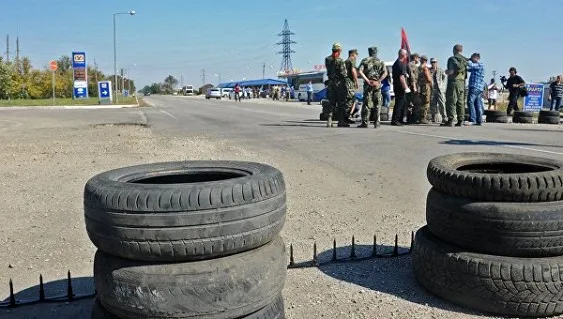 Участвовавшие в блокаде Крыма украинские боевики сдались ФСБ