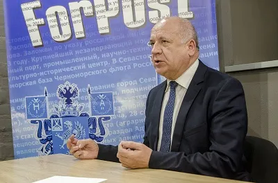 «Почти полдень». В студии ForPost был председатель Севастопольского городского суда Владимир Золотых