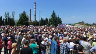 "Земельный" митинг в Севастополе собрал патриотов, политиканов и "понаехавших"