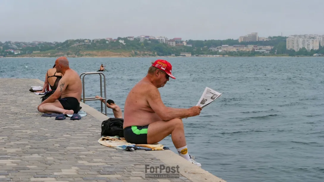 В Севастополе справороссы одобрили инициативу партийцев закрыть пляжи после атаки ВСУ