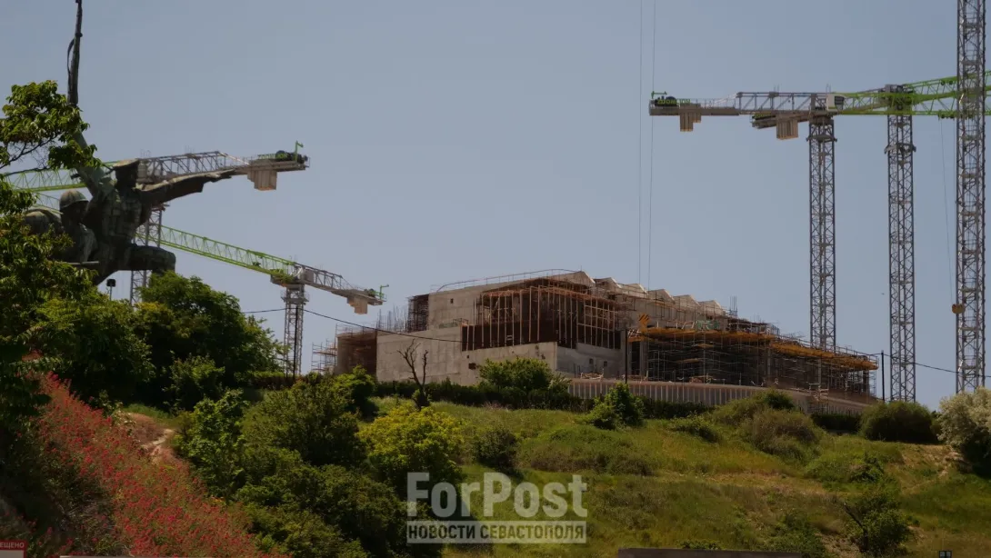 В Севастополе освободили от налогов подрядчика, возводящего культурный кластер