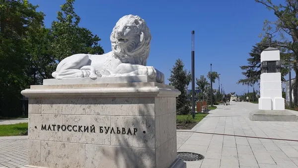 Севастополь: Матросский бульвар за день до открытия