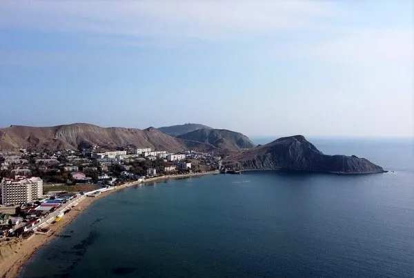 Море_Крым_Орджоникидзе_пляж_2022