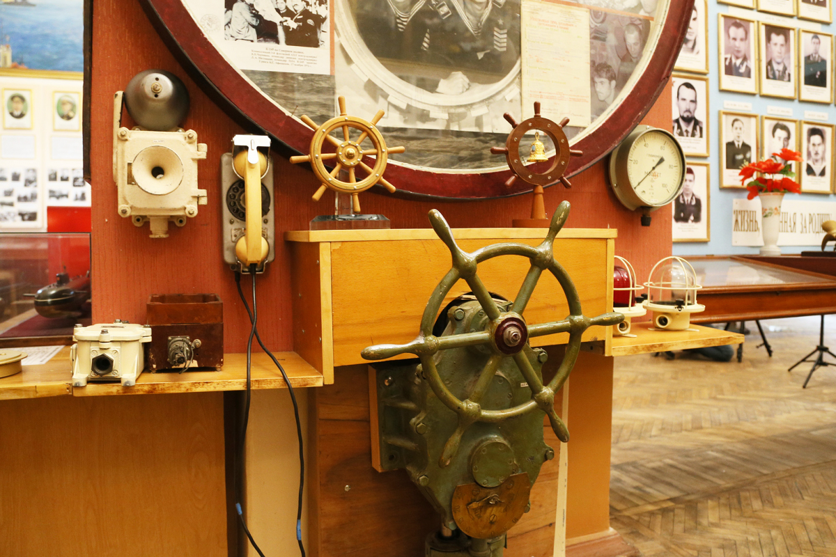 рулевой механизм, подводная лодка, М113, музеи, Севастопольская Голландия