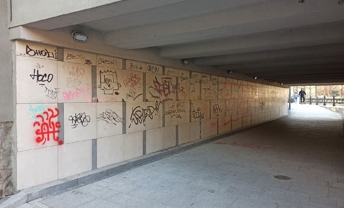 крым симферополь набережная подземный переход вандал надписи