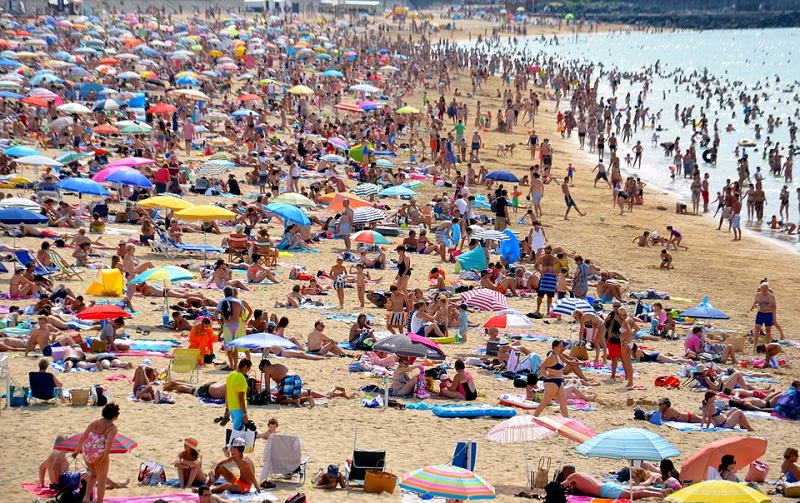 крым туризм пляж толпа