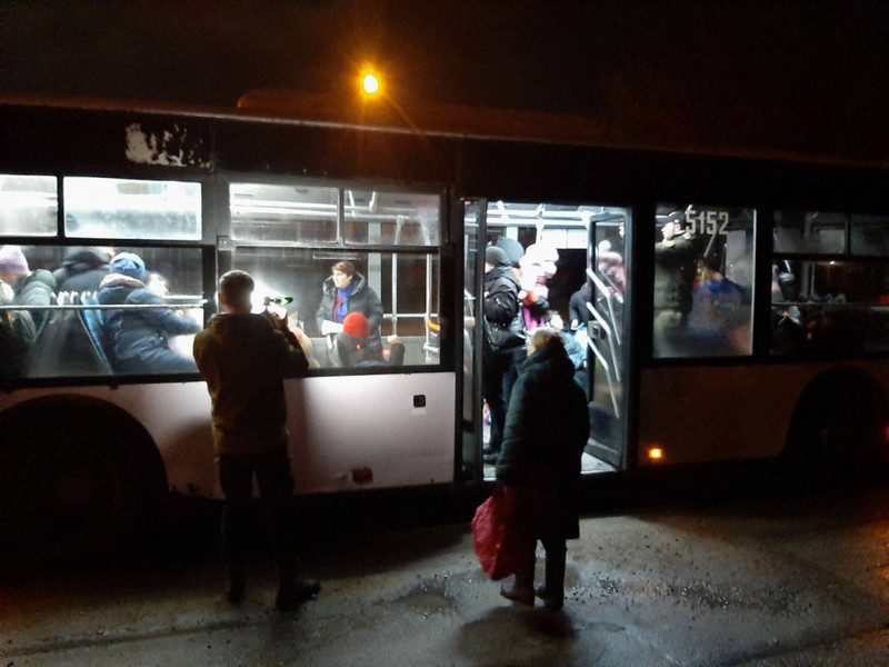 крым граница украина автобусы эвакуация выезд