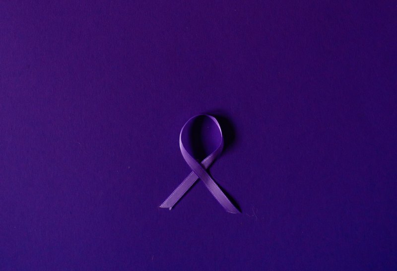 крым медицина здоровье эпилепсия символ фиолетовый цвет